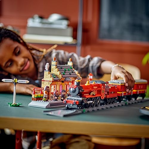 LEGO Harry Potter Hogwarts Express & Hogsmeade Station Building Toy, Ages 8+, 76423 O731